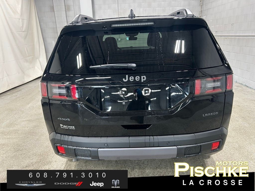 2026 Jeep Cherokee CHEROKEE LAREDO 4X4