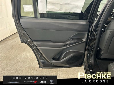 2026 Jeep Cherokee CHEROKEE LAREDO 4X4