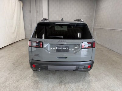 2026 Jeep Cherokee CHEROKEE LAREDO 4X4