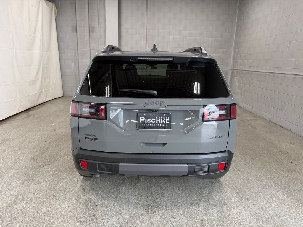 2026 Jeep Cherokee CHEROKEE LAREDO 4X4
