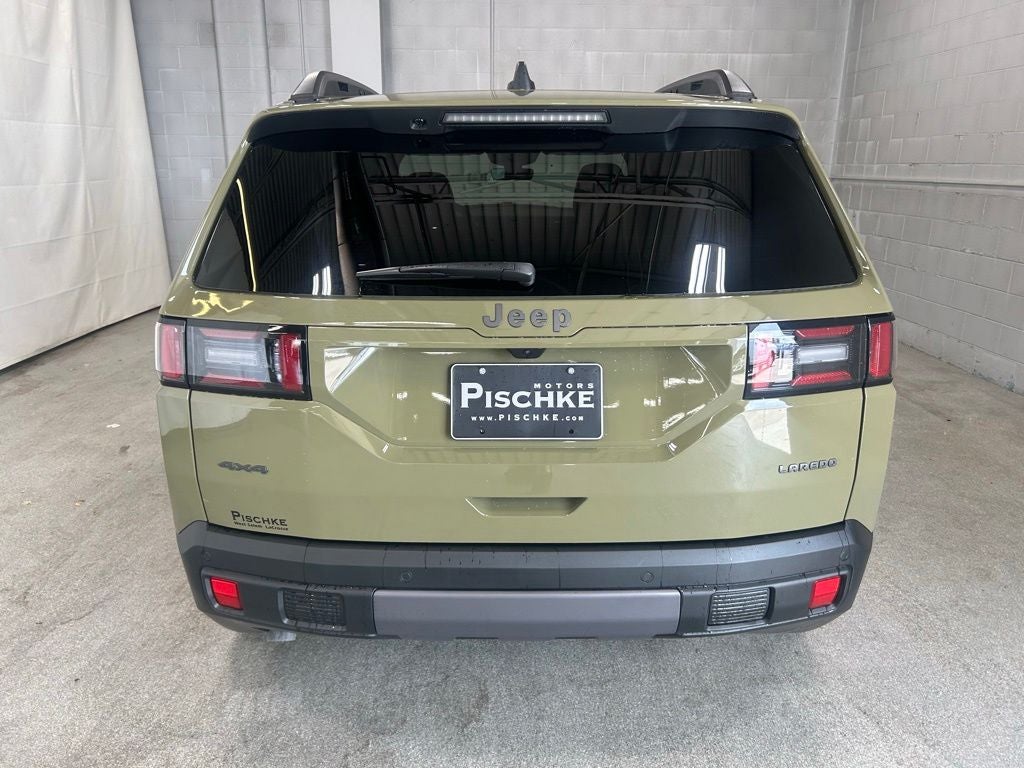 2026 Jeep Cherokee CHEROKEE LAREDO 4X4