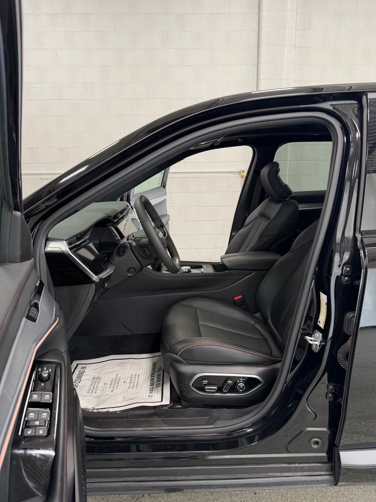 2024 Jeep Wagoneer S Launch Edition