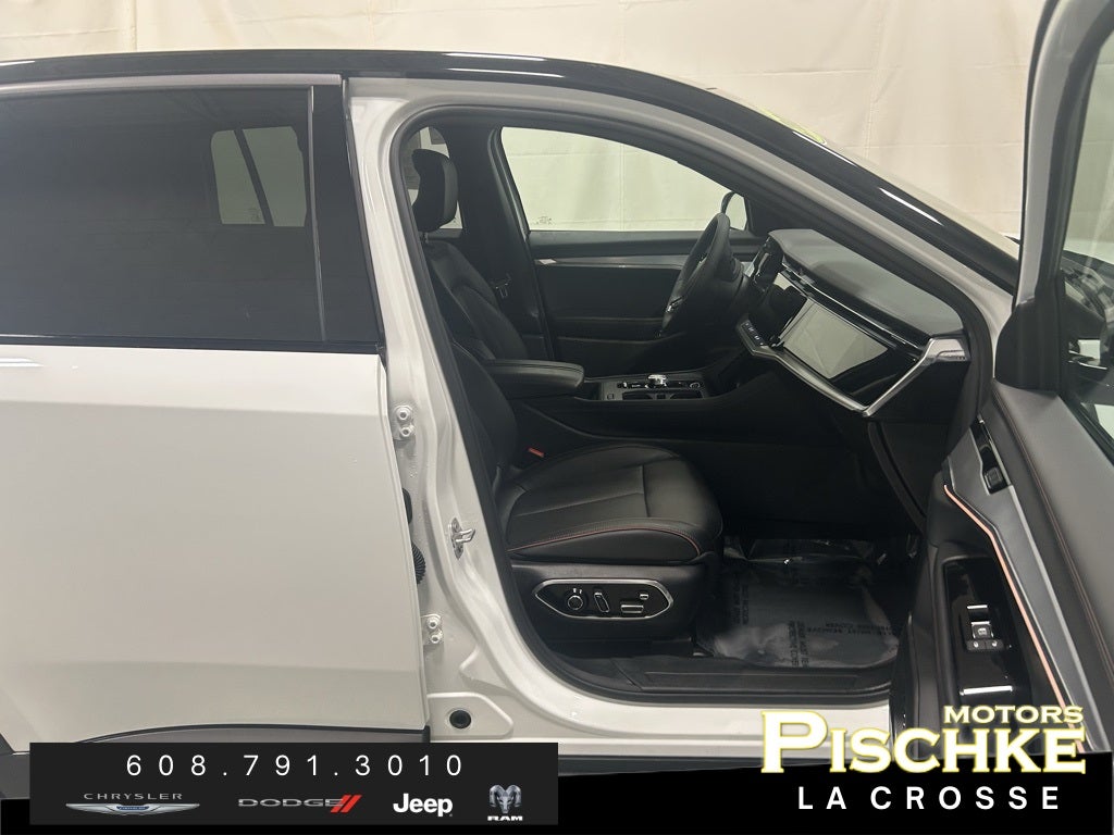 2024 Jeep Wagoneer S Launch Edition