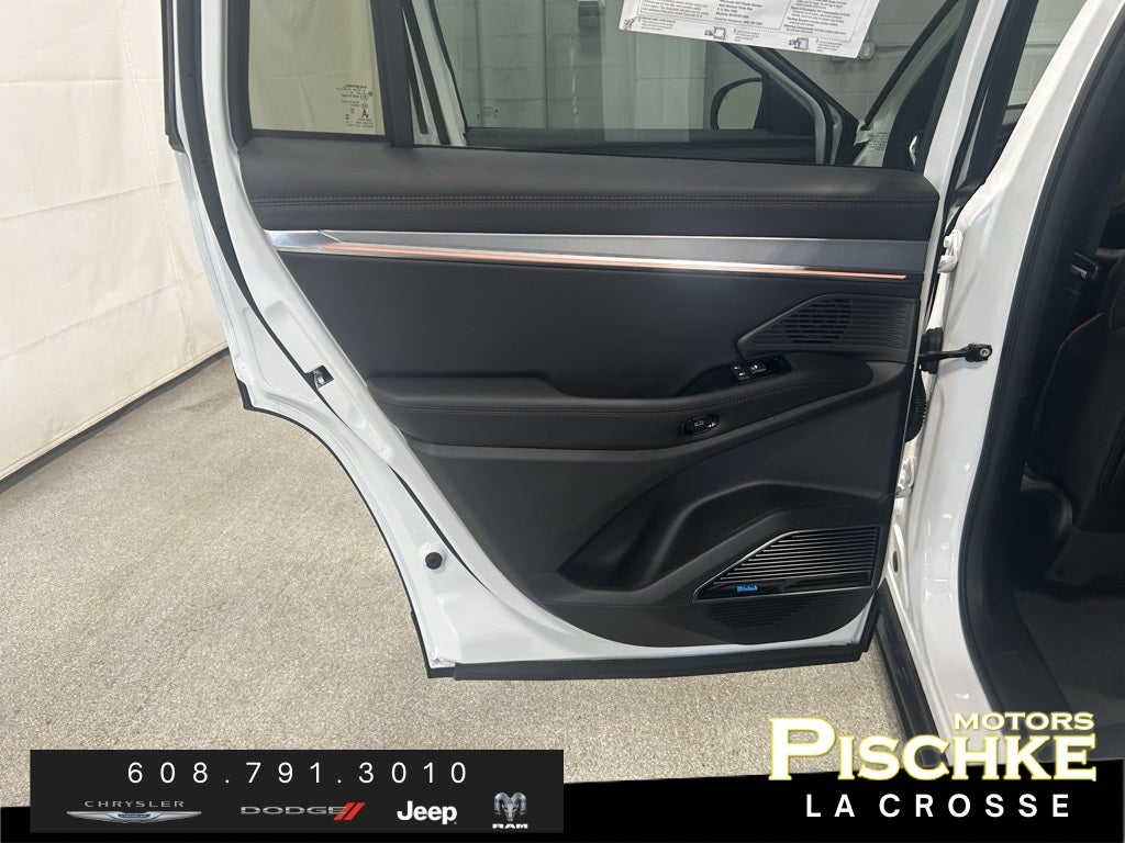 2024 Jeep Wagoneer S Launch Edition