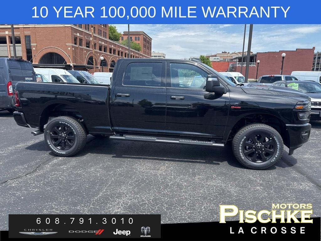 2026 RAM Ram 2500 RAM 2500 BLACK EXPRESS CREW CAB 4X4 6'4' BOX