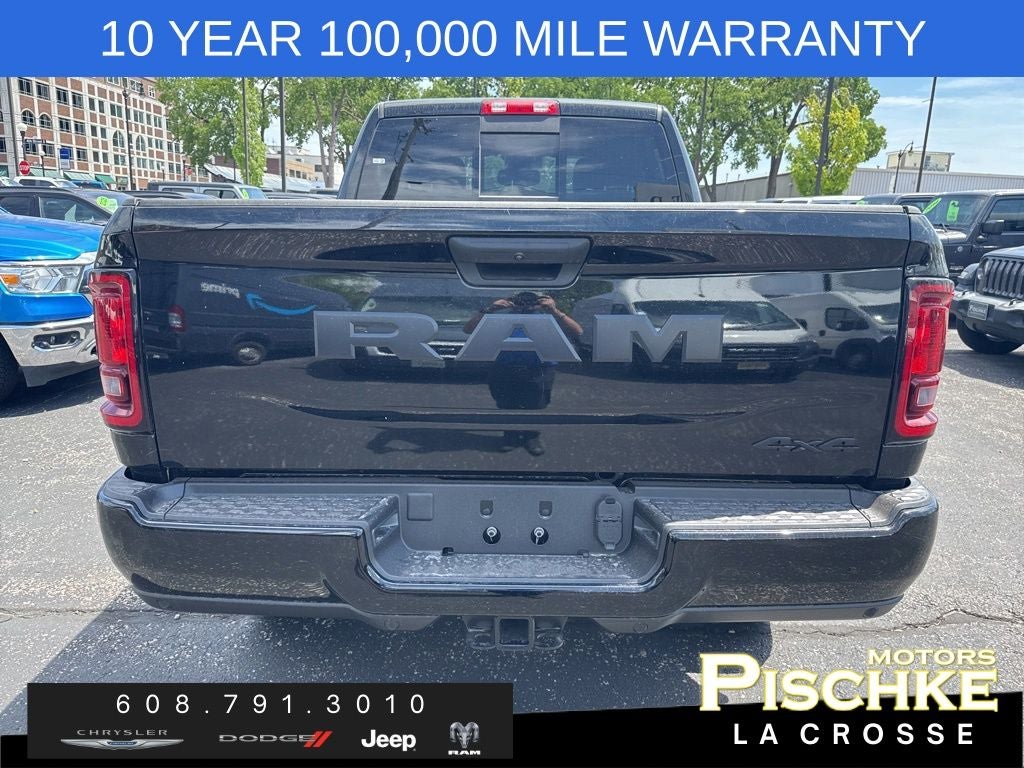 2026 RAM Ram 2500 RAM 2500 BLACK EXPRESS CREW CAB 4X4 6'4' BOX
