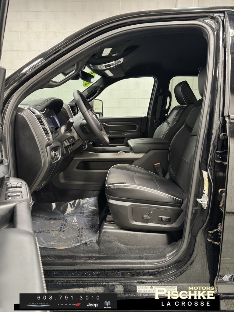 2025 RAM 2500 Laramie Crew Cab 4x4 6'4' Box