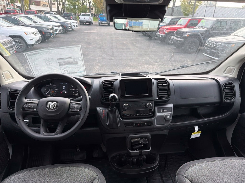 2027 RAM ProMaster Cargo Van Tradesman