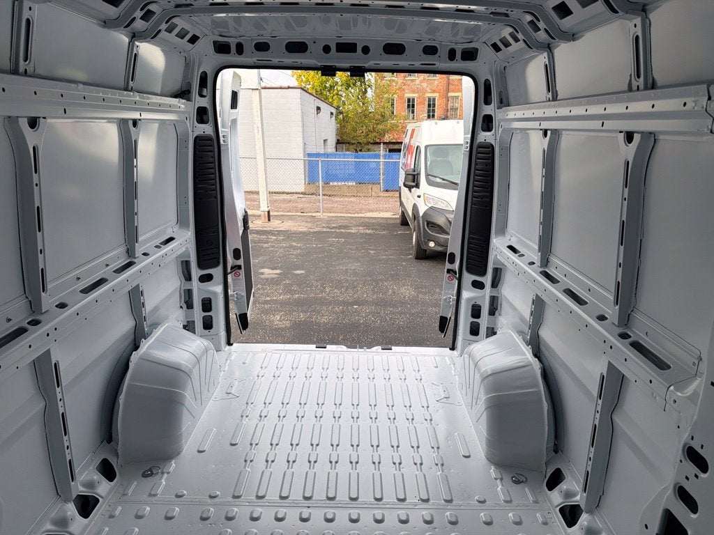 2027 RAM ProMaster Cargo Van Tradesman