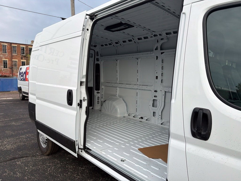2027 RAM ProMaster Cargo Van Tradesman