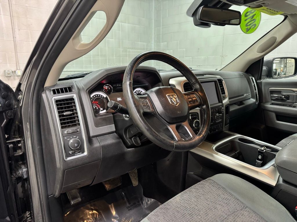 2018 RAM 1500 Big Horn Crew Cab 4x4 5'7' Box