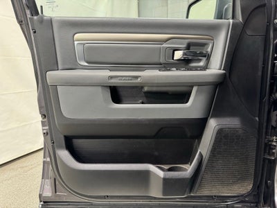 2018 RAM 1500 Big Horn Crew Cab 4x4 5'7' Box