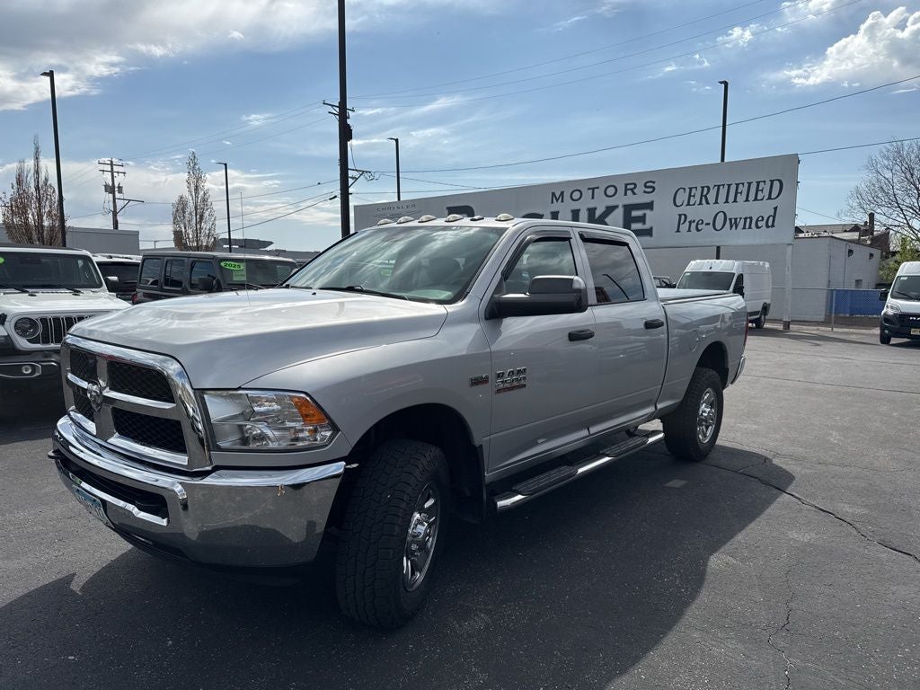 2017 RAM 2500 Tradesman Crew Cab 4x4 6'4' Box