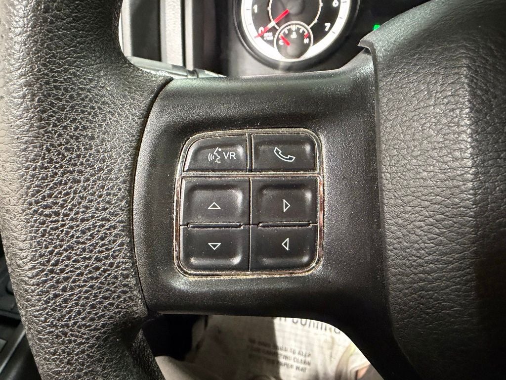 2017 RAM 2500 Tradesman Crew Cab 4x4 6'4' Box