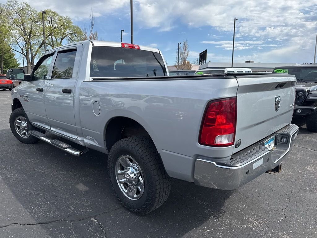 2017 RAM 2500 Tradesman Crew Cab 4x4 6'4' Box