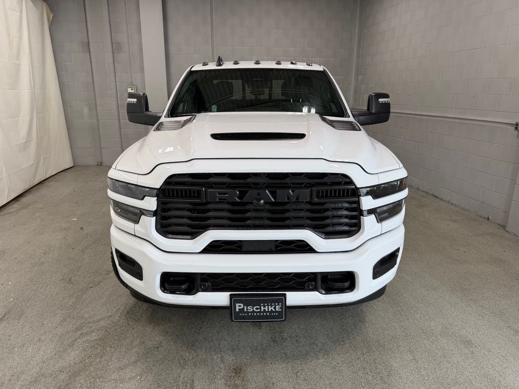 2026 RAM Ram 2500 RAM 2500 BLACK EXPRESS CREW CAB 4X4 6'4' BOX