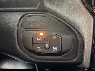 2026 RAM Ram 2500 RAM 2500 BLACK EXPRESS CREW CAB 4X4 6'4' BOX