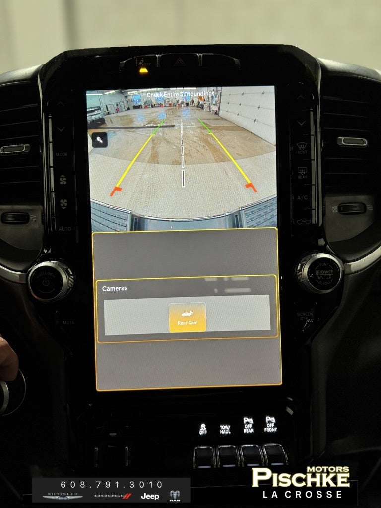 2024 RAM 2500 Big Horn Crew Cab 4x4 6'4' Box