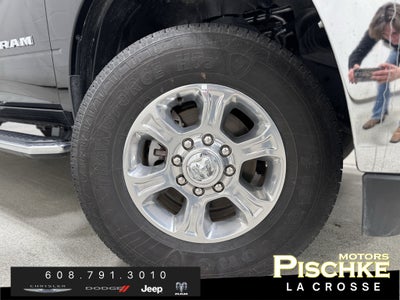 2024 RAM 2500 Big Horn Crew Cab 4x4 6'4' Box