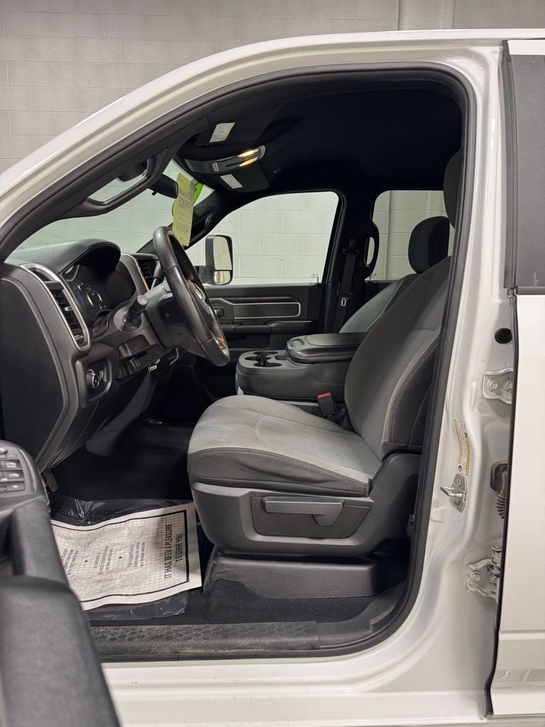 2021 RAM 2500 Big Horn Crew Cab 4x4 6'4' Box