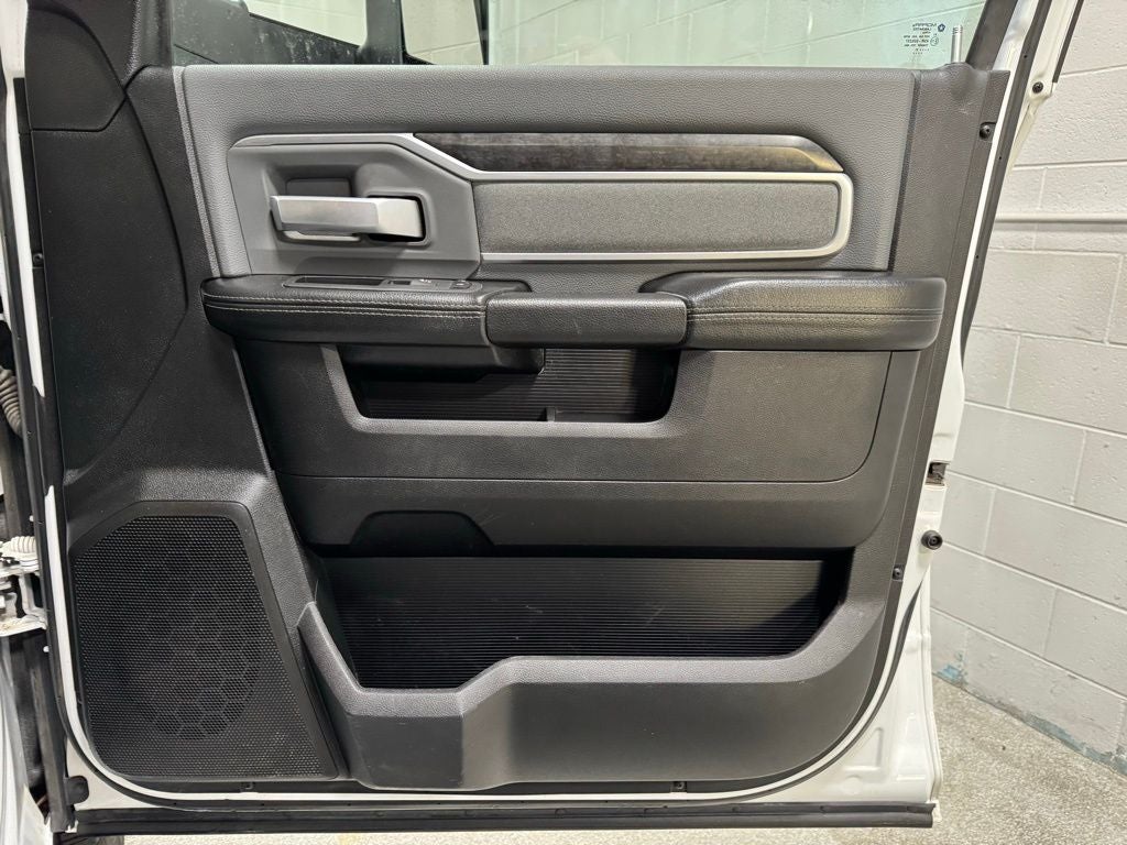 2021 RAM 2500 Big Horn Crew Cab 4x4 6'4' Box