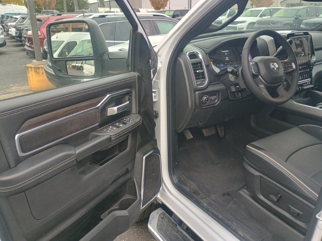 2025 RAM 2500 Laramie Crew Cab 4x4 6'4' Box