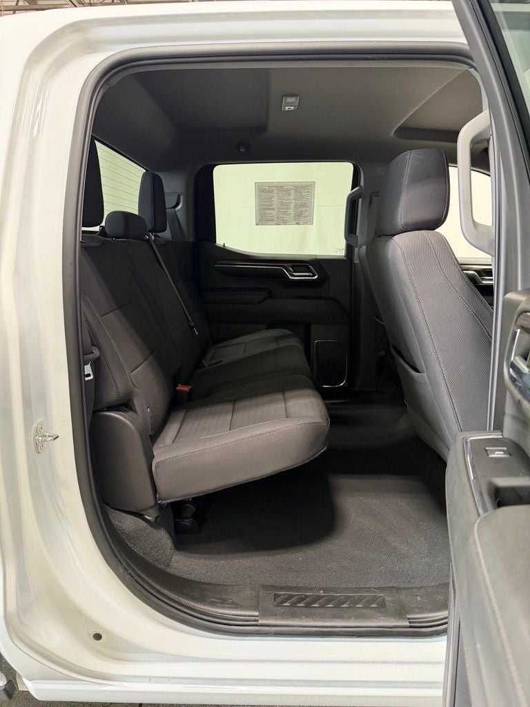 2024 Chevrolet Silverado 1500 4WD Crew Cab Short Bed LT with 2FL