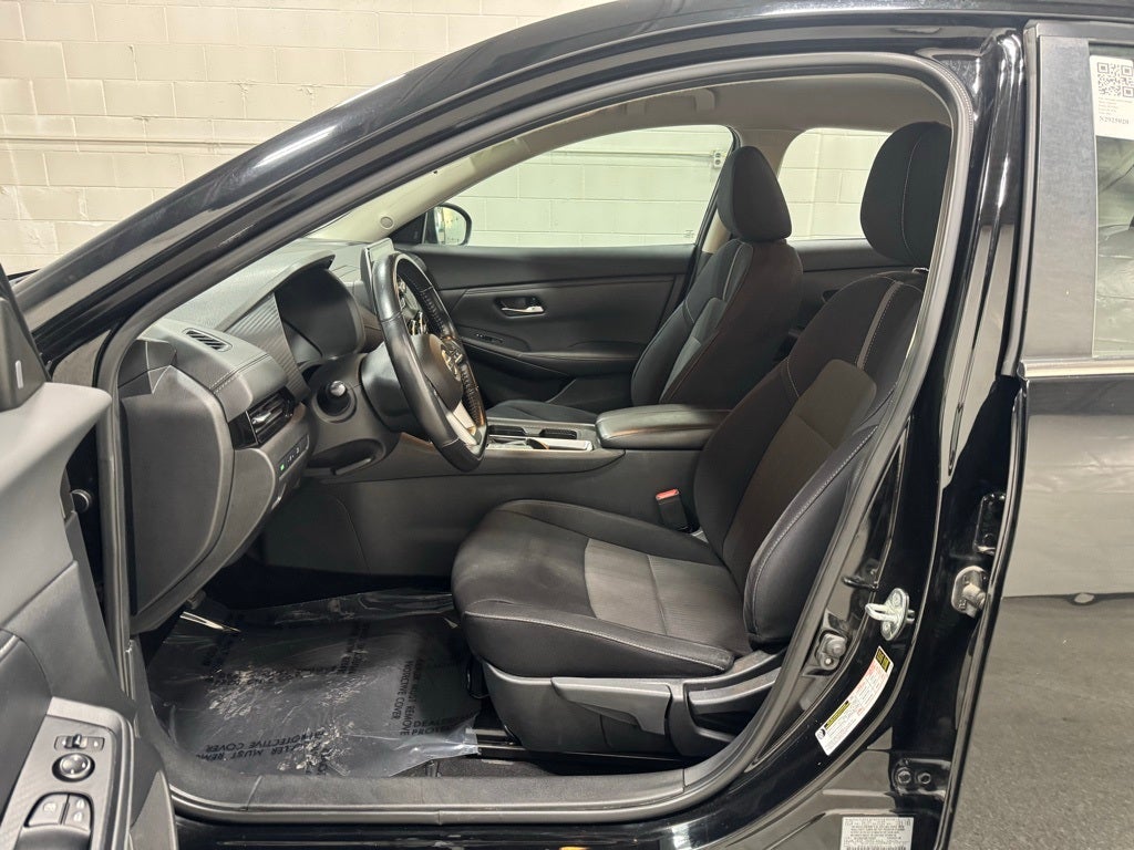 2021 Nissan Sentra SV Xtronic CVT