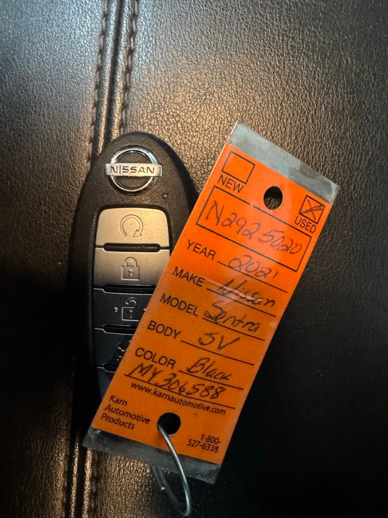 2021 Nissan Sentra SV Xtronic CVT