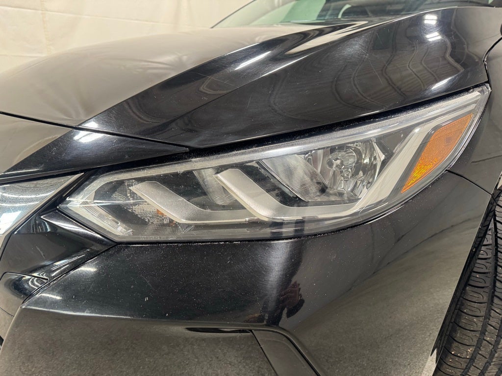 2021 Nissan Sentra SV Xtronic CVT