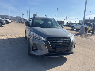 2024 Nissan Kicks SR Xtronic CVT