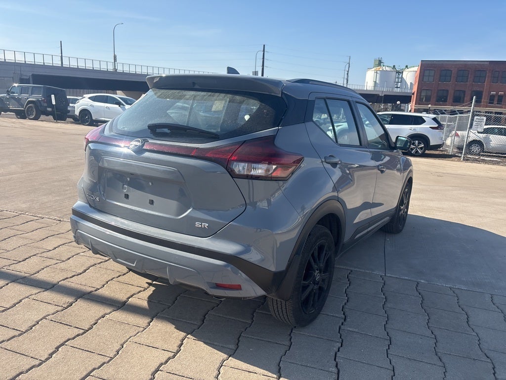 2024 Nissan Kicks SR Xtronic CVT