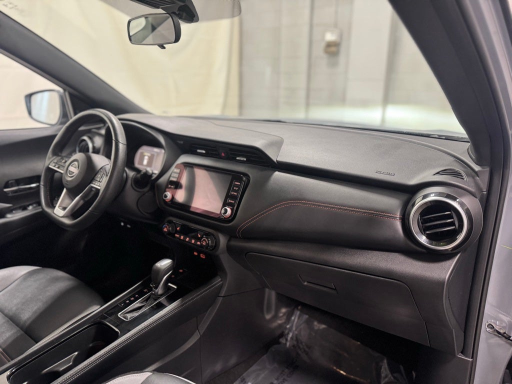 2023 Nissan Kicks SR Xtronic CVT