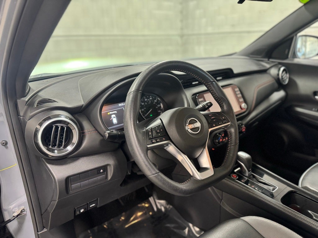2023 Nissan Kicks SR Xtronic CVT