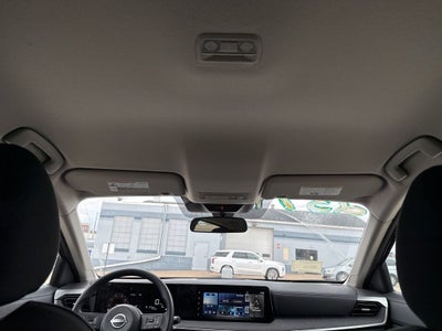 2025 Nissan Kicks SV FWD