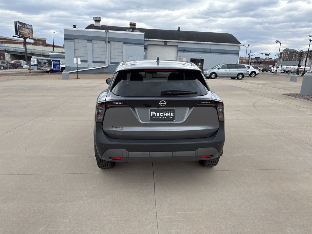 2025 Nissan Kicks SV FWD