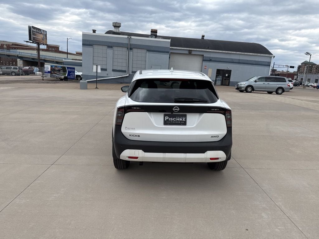 2025 Nissan Kicks SV Intelligent AWD