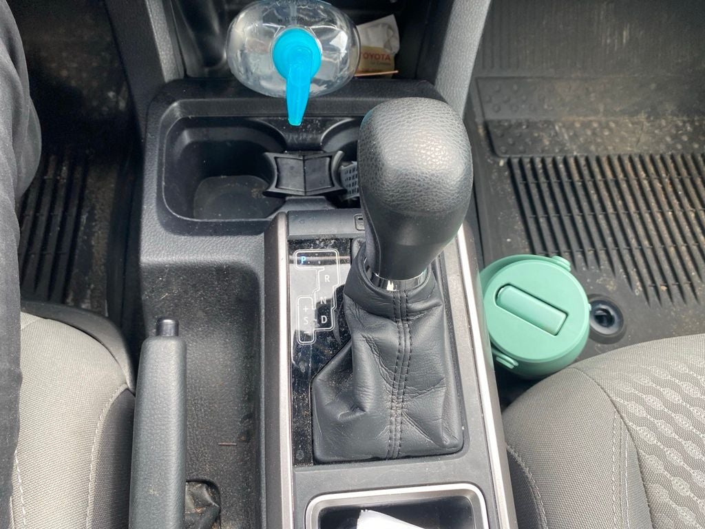 2022 Toyota Tacoma SR5 V6