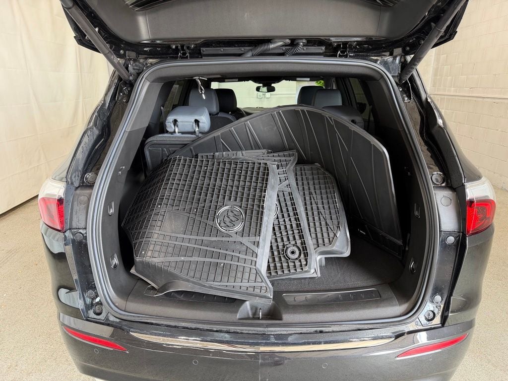 2023 Buick Enclave Essence FWD