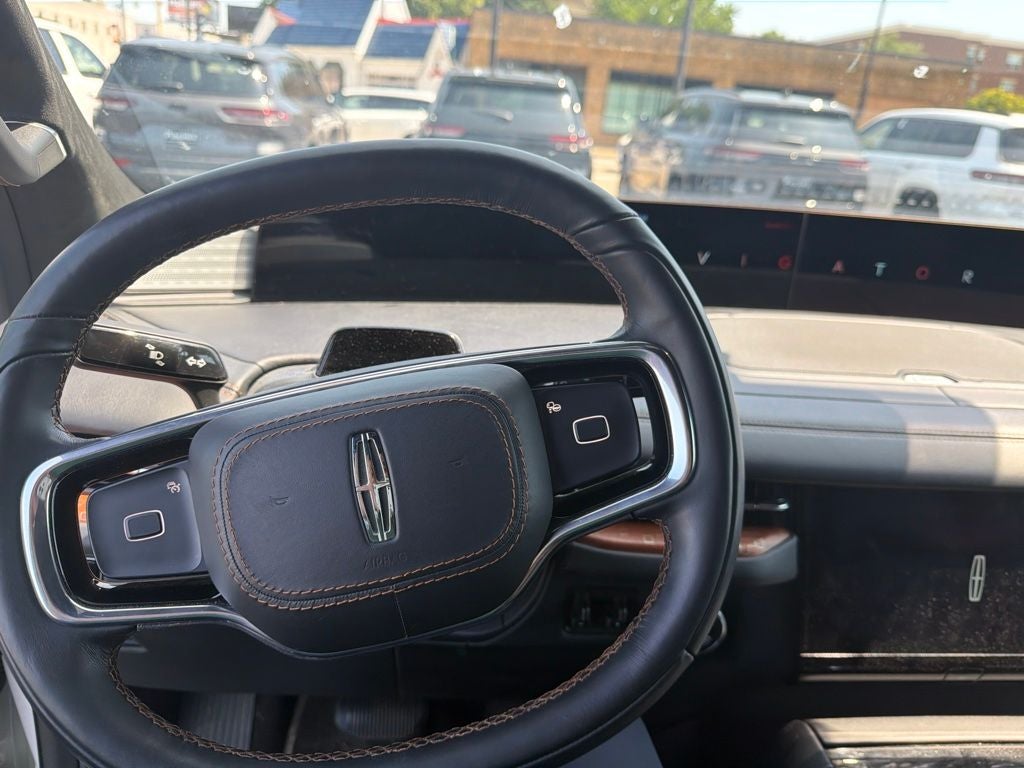 2025 Lincoln Navigator Black Label