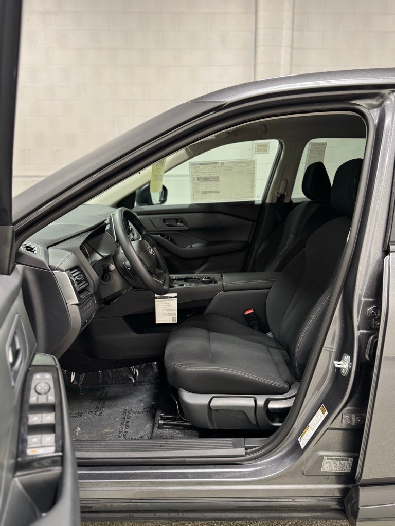 2025 Nissan Rogue S Intelligent AWD