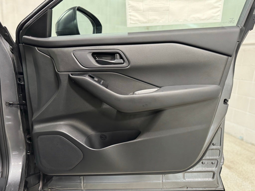 2025 Nissan Rogue S Intelligent AWD