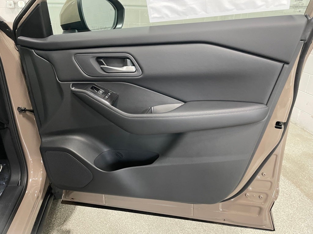 2025 Nissan Rogue SV Intelligent AWD