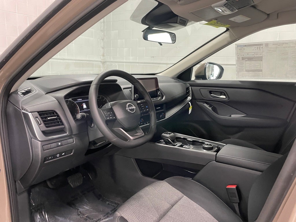 2025 Nissan Rogue SV Intelligent AWD