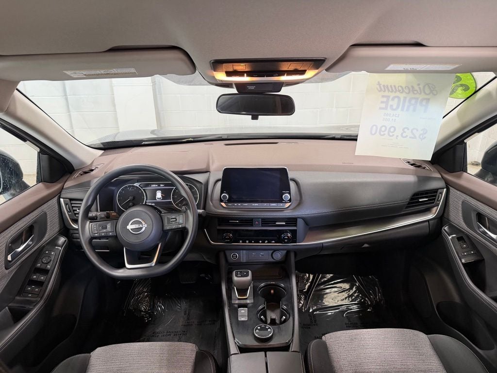 2023 Nissan Rogue SV Intelligent AWD