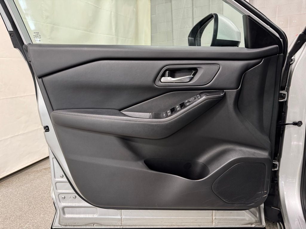 2025 Nissan Rogue SV Intelligent AWD