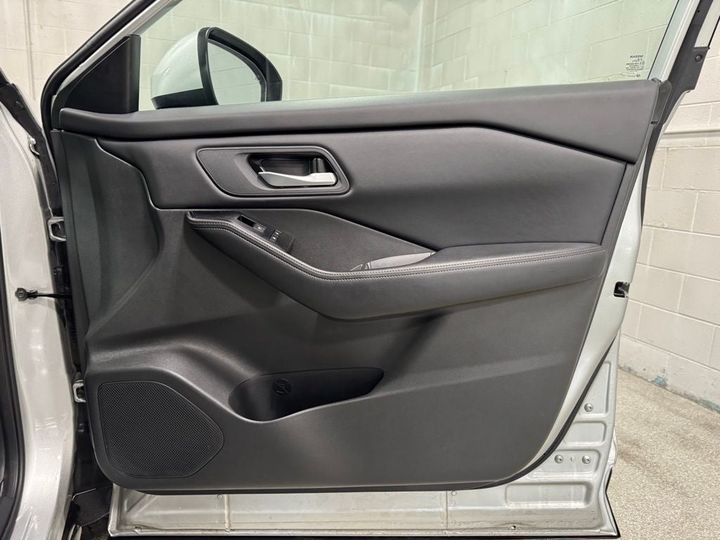 2025 Nissan Rogue SV Intelligent AWD