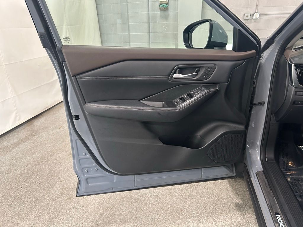 2023 Nissan Rogue SL Intelligent AWD