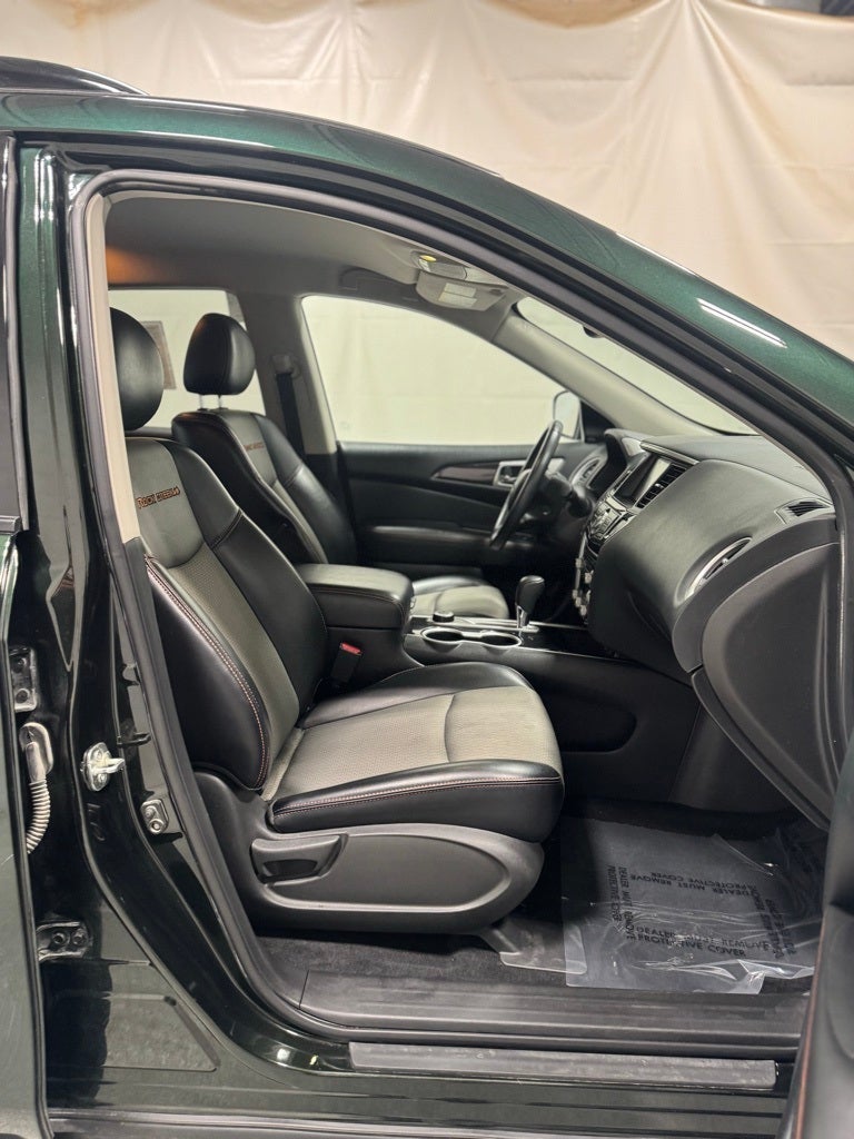 2020 Nissan Pathfinder SV 4WD