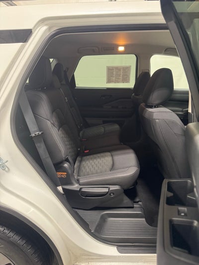 2024 Nissan Pathfinder SV 4WD